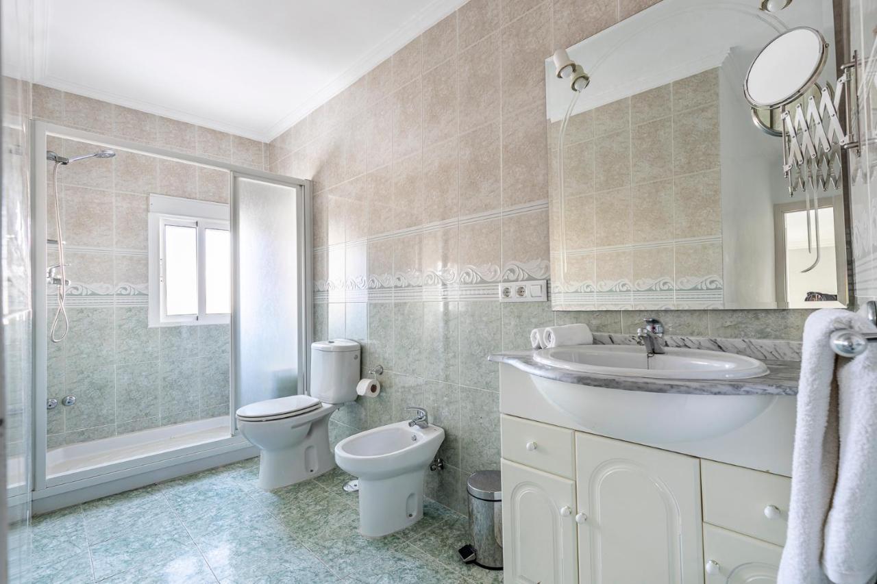Apartamento Pureza Dreams De Oasis En Triana Sevilla