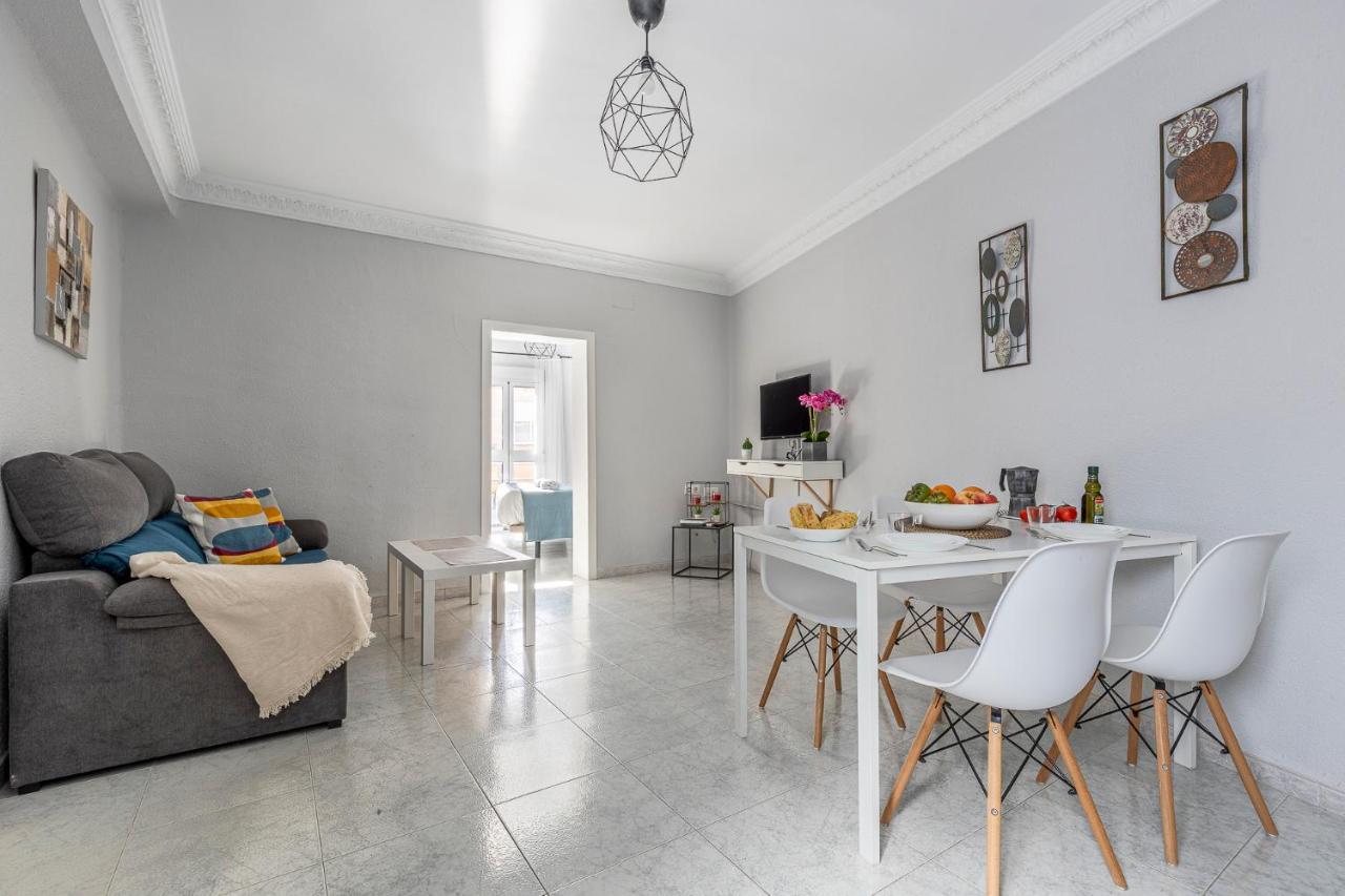 Apartamento Pureza Dreams De Oasis En Triana Sevilla